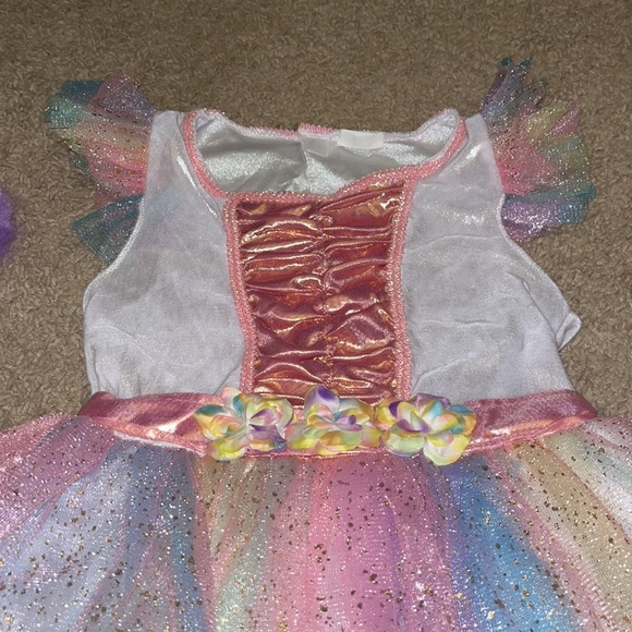 Shimmering unicorn costume - Picture 16 of 17